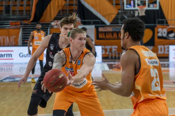 尤其是在2 尤其是在2